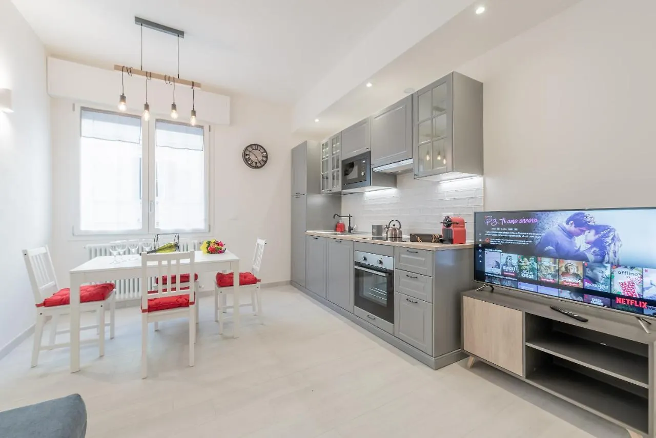 Realkasa Old Town Flat Apartment Bologna